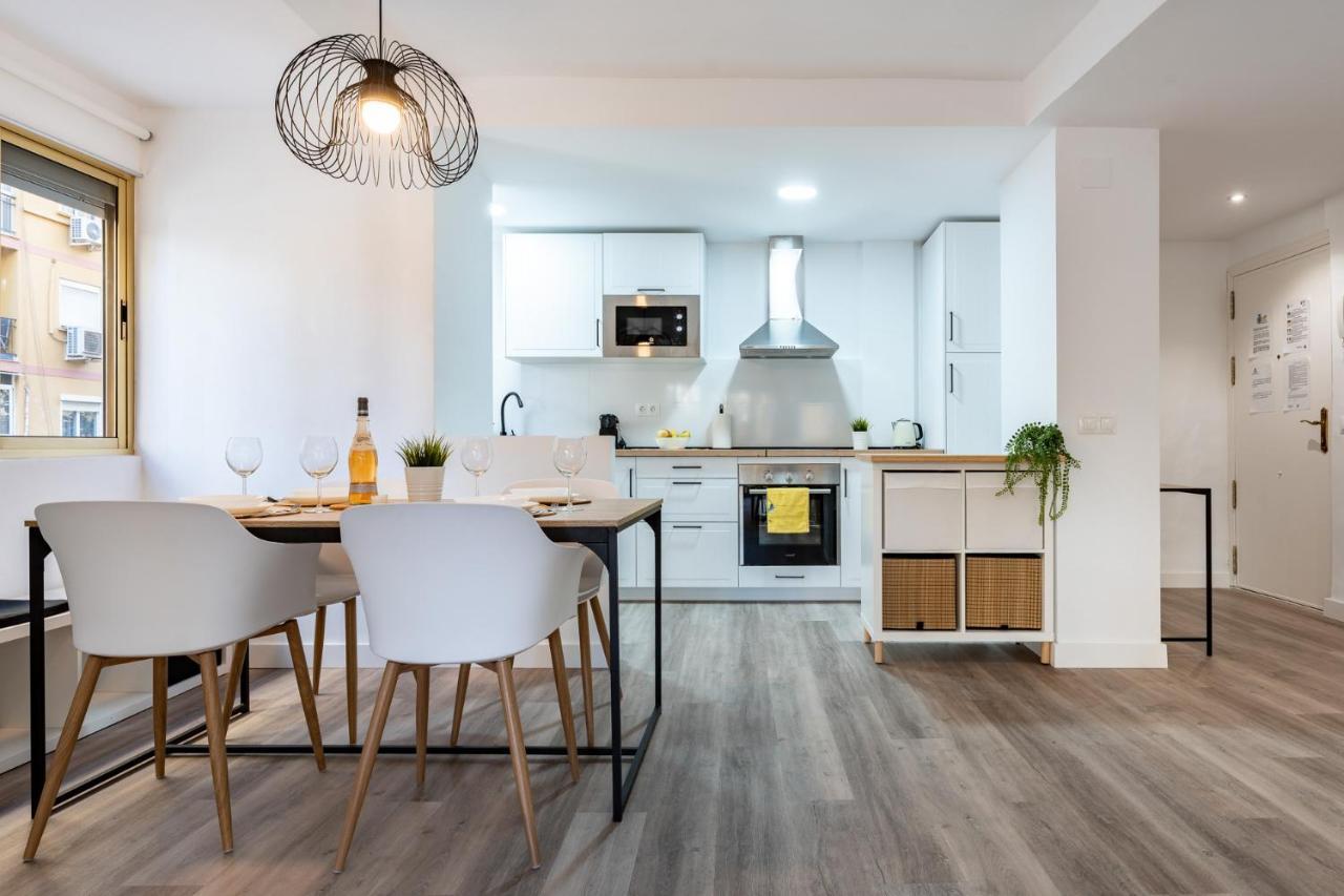 Malagasuite Lovely Apartment Malaga